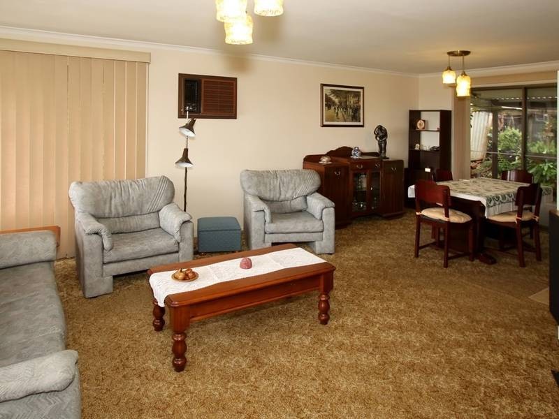 4 Malvern Court, Aberfoyle Park SA 5159