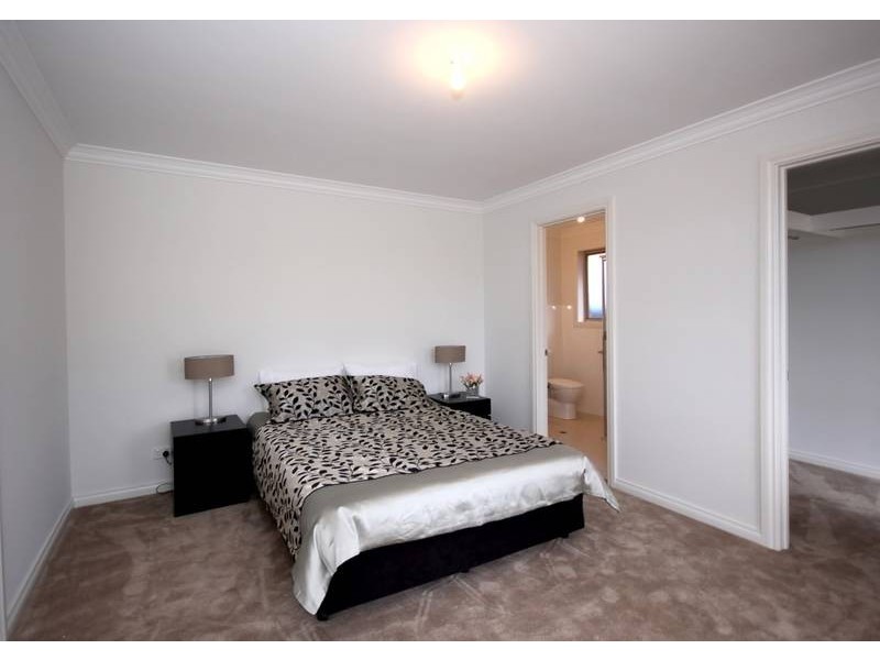 15 Golflands Terrace, Glenelg North SA 5045