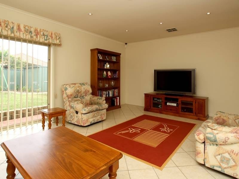 14 Hamilton Place, Mawson Lakes SA 5095