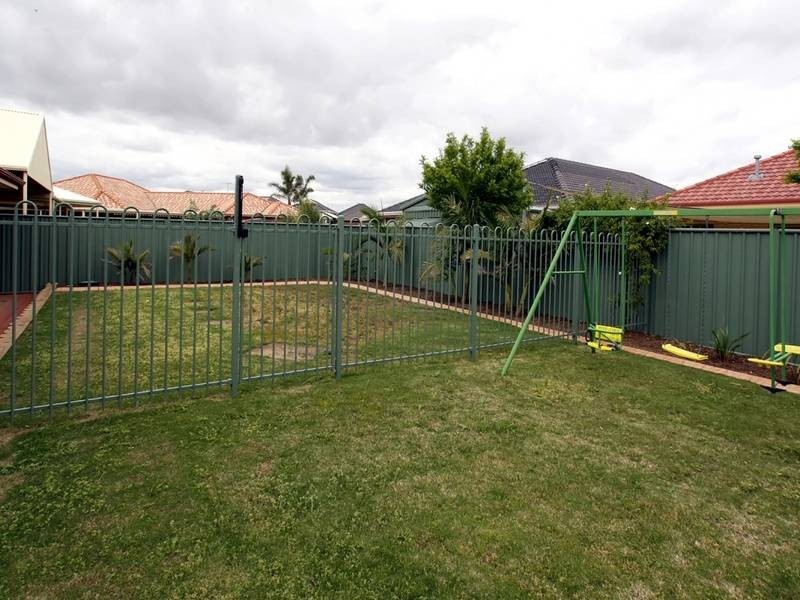 14 Hamilton Place, Mawson Lakes SA 5095