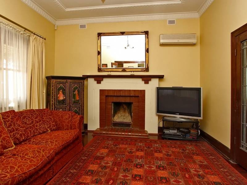 23 Ruthven Avenue, Glandore SA 5037