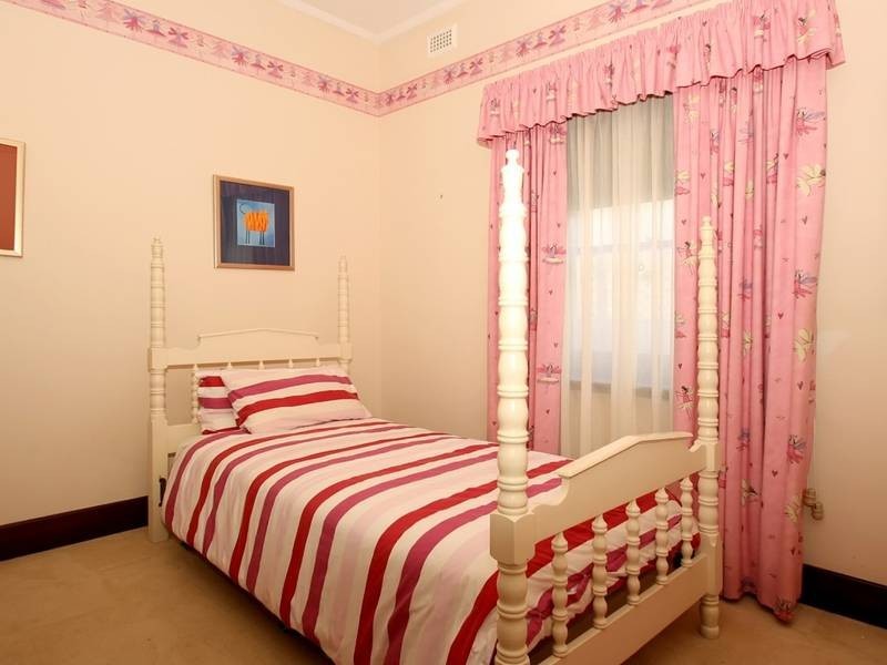 23 Ruthven Avenue, Glandore SA 5037