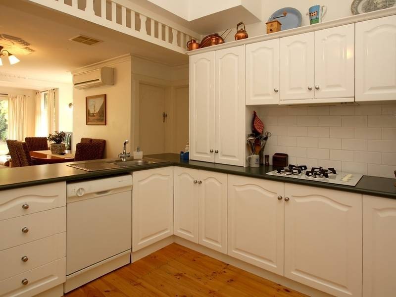 44 Albion Avenue, Glandore SA 5037