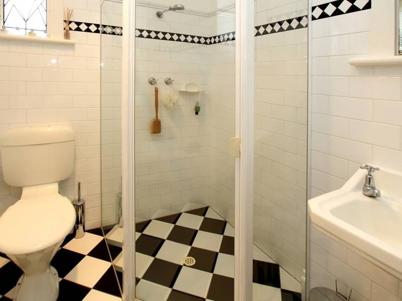 44 Albion Avenue, Glandore SA 5037