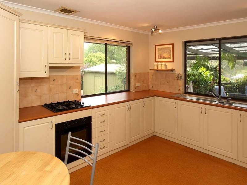 26 Woodlea Drive, Aberfoyle Park SA 5159