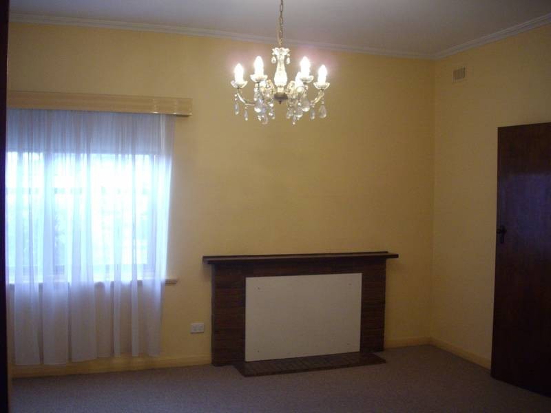 38 Mooringe Avenue, North Plympton SA 5037