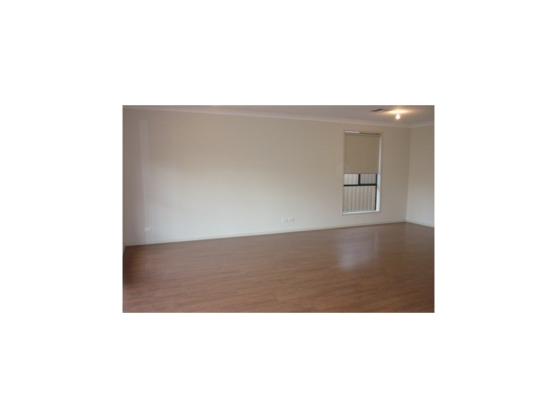 16A Athol Street, Clovelly Park SA 5042