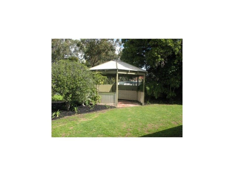 18 King Street, Glandore SA 5037