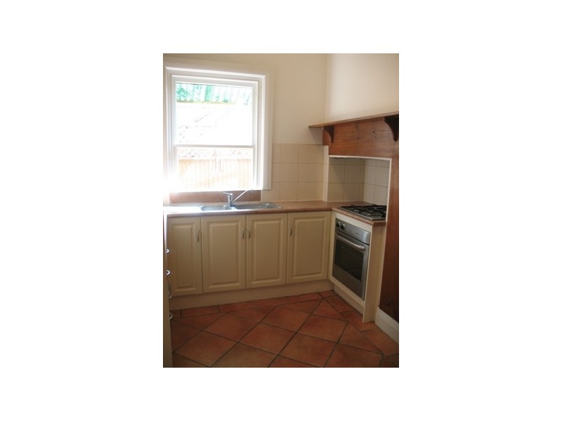 18 King Street, Glandore SA 5037