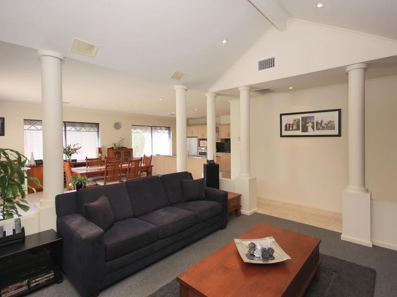 9 Joanna Court, Mitchell Park SA 5043