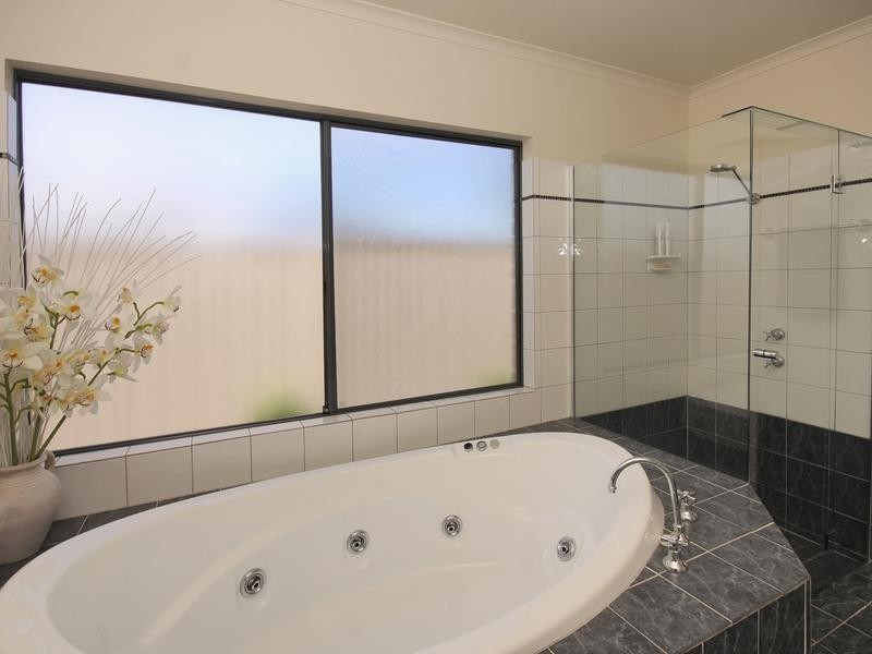 9 Joanna Court, Mitchell Park SA 5043