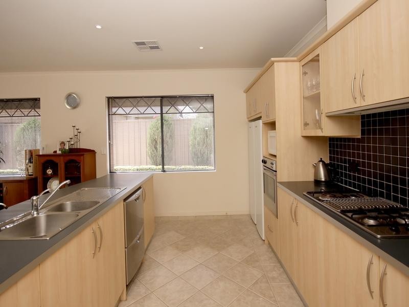 9 Joanna Court, Mitchell Park SA 5043