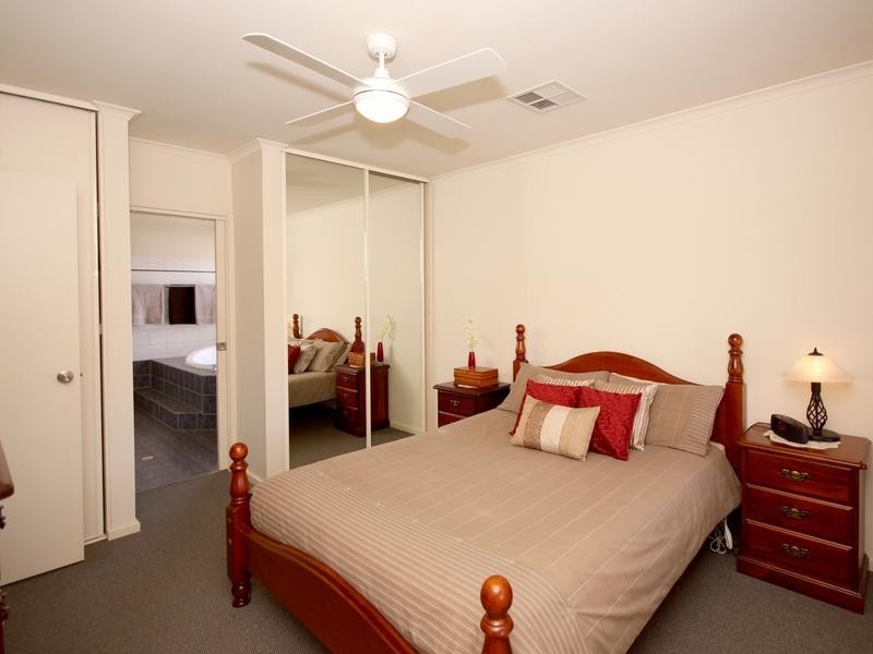 9 Joanna Court, Mitchell Park SA 5043