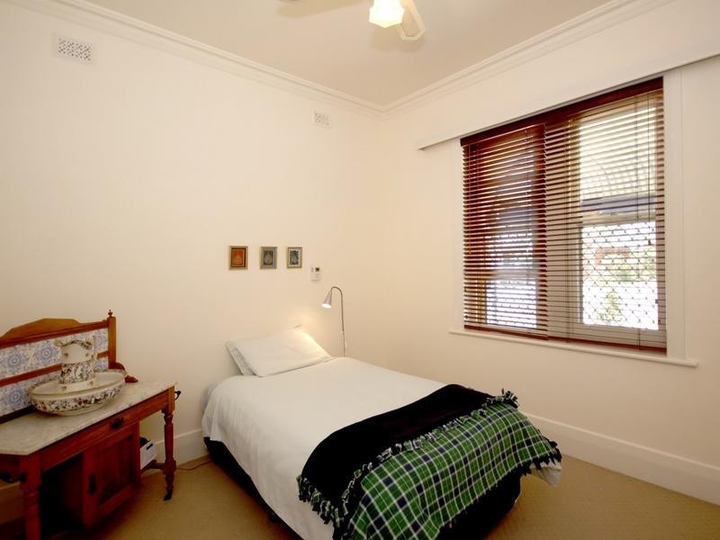 12 Thanet Street, Brooklyn Park SA 5032