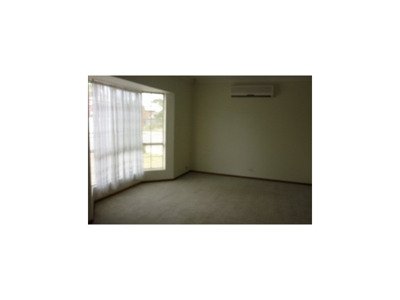 8 Gazeby STREET, Glandore SA 5037