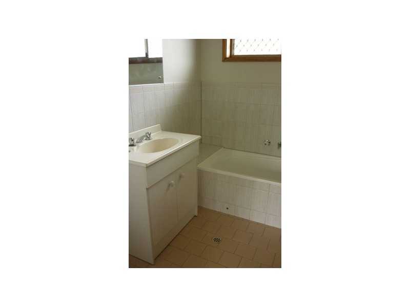 8 Gazeby STREET, Glandore SA 5037