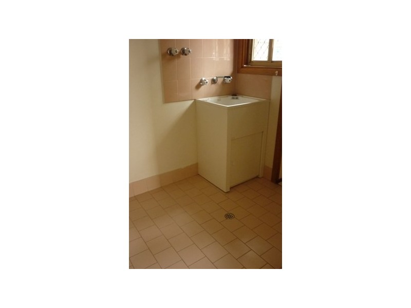 8 Gazeby STREET, Glandore SA 5037