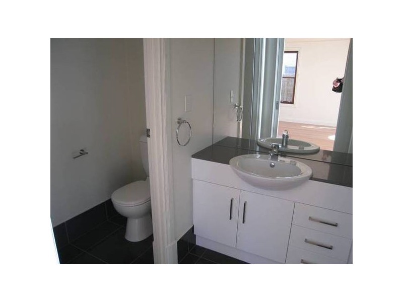 Berkley Avenue, Everard Park SA 5035