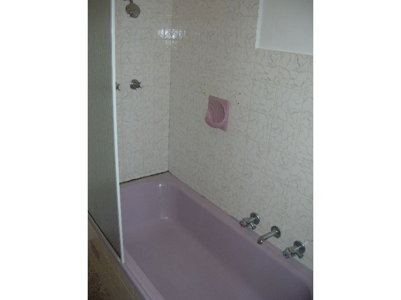 1/8 Military Road, West Beach SA 5024