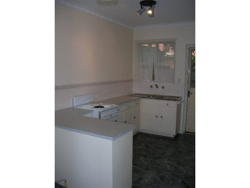 1/8 Military Road, West Beach SA 5024