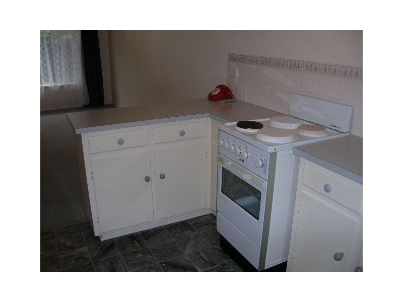 1/8 Military Road, West Beach SA 5024