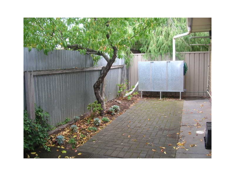 1/8 Military Road, West Beach SA 5024