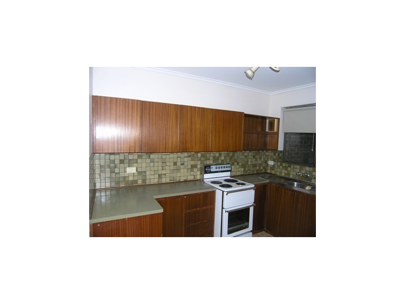 2/285 Tapleys Hill Road, Seaton SA 5023