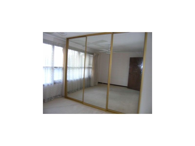 2/285 Tapleys Hill Road, Seaton SA 5023