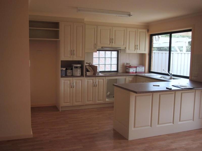 13 Wallace Court, Mitchell Park SA 5043