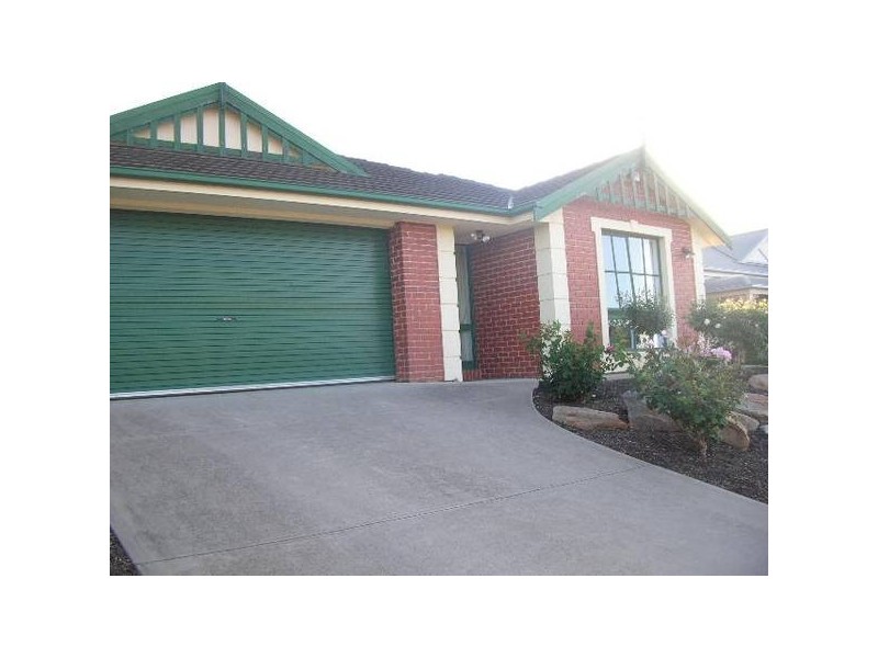 22 Gleneagles Road, Aberfoyle Park SA 5159