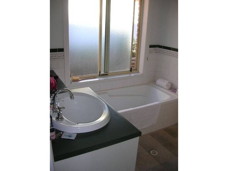 22 Gleneagles Road, Aberfoyle Park SA 5159