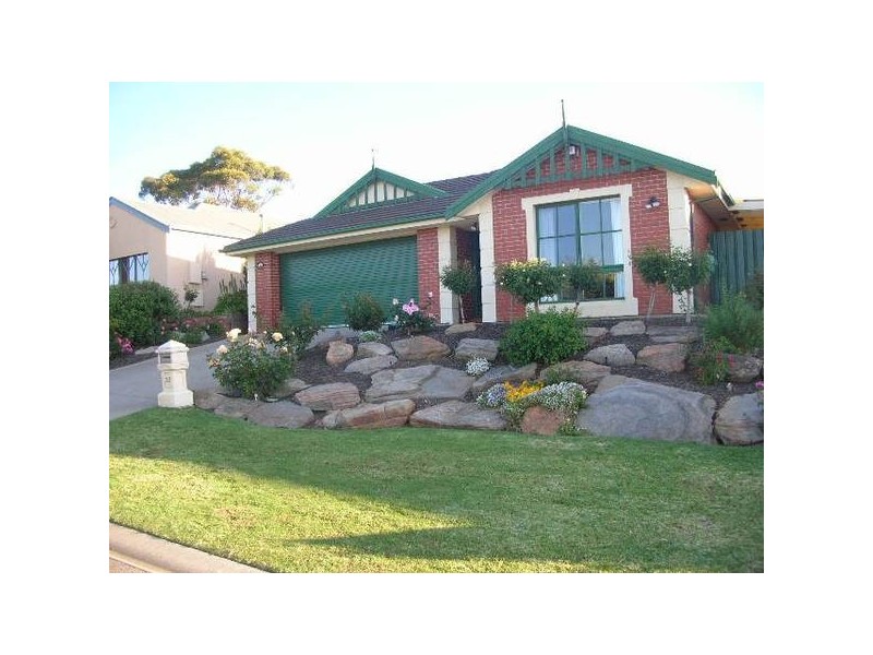 22 Gleneagles Road, Aberfoyle Park SA 5159