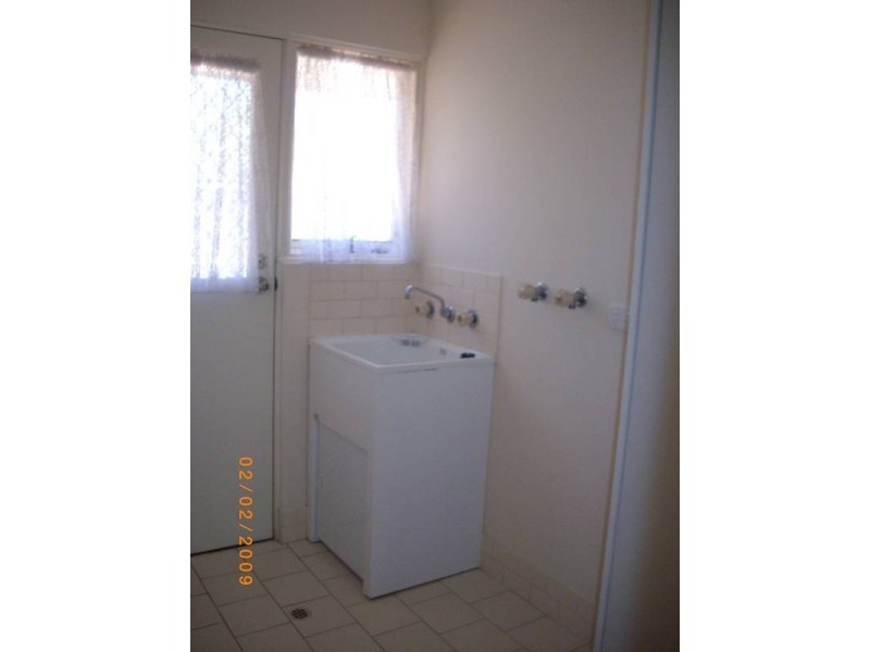 2/15 Clark Avenue, Glandore SA 5037