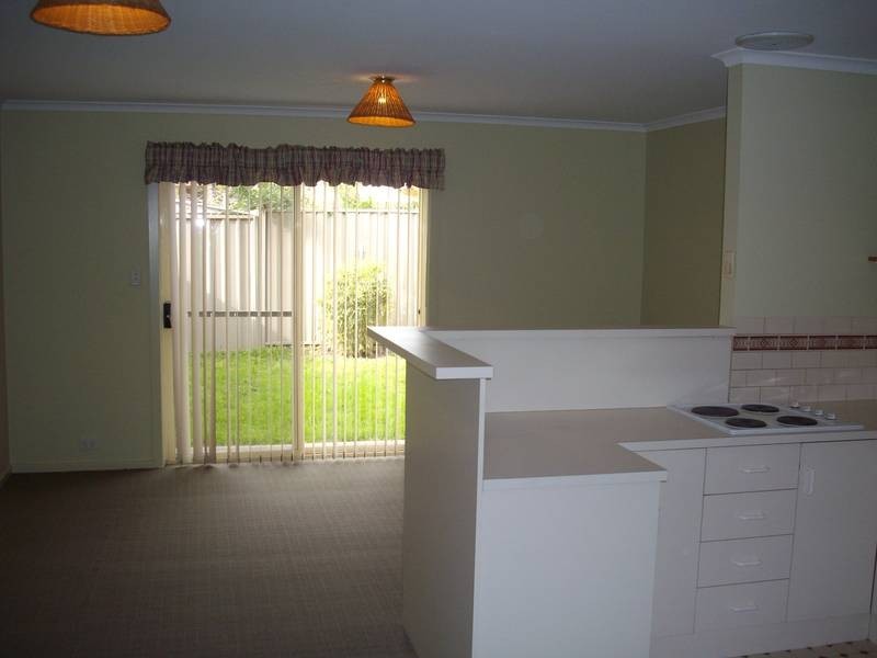 2/33 David Avenue, Mitchell Park SA 5043