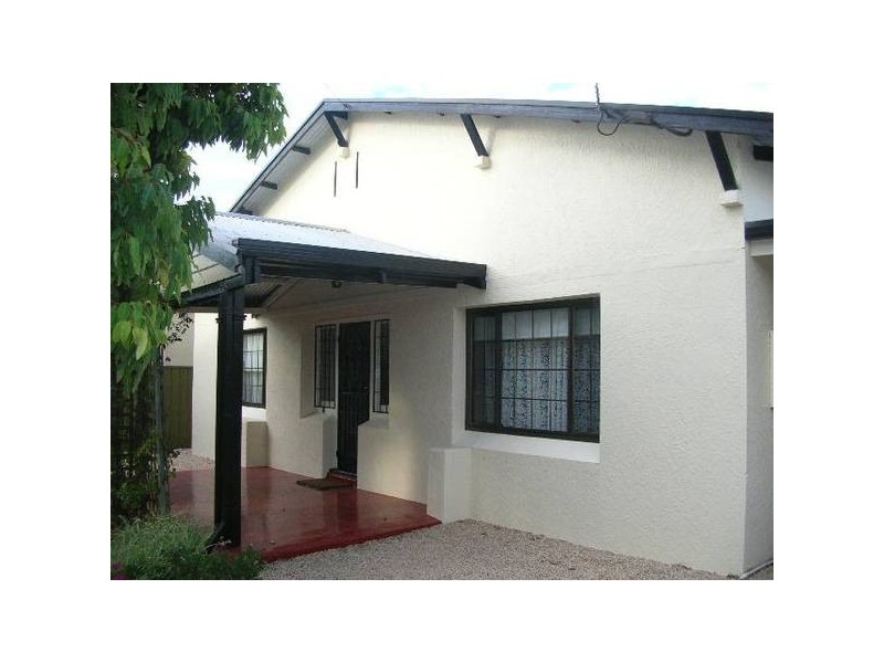 38 Wellington Street, Glandore SA 5037