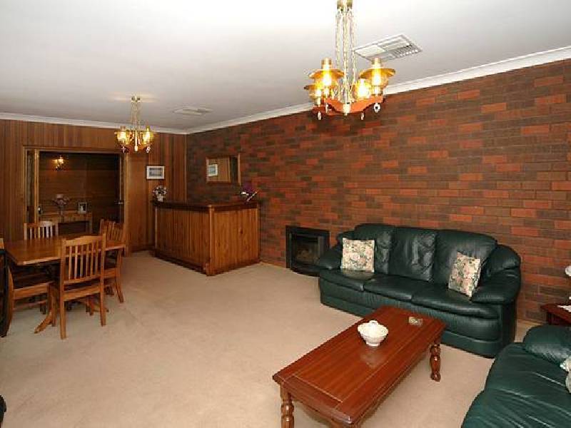 24 Abiona Street, Flagstaff Hill SA 5159