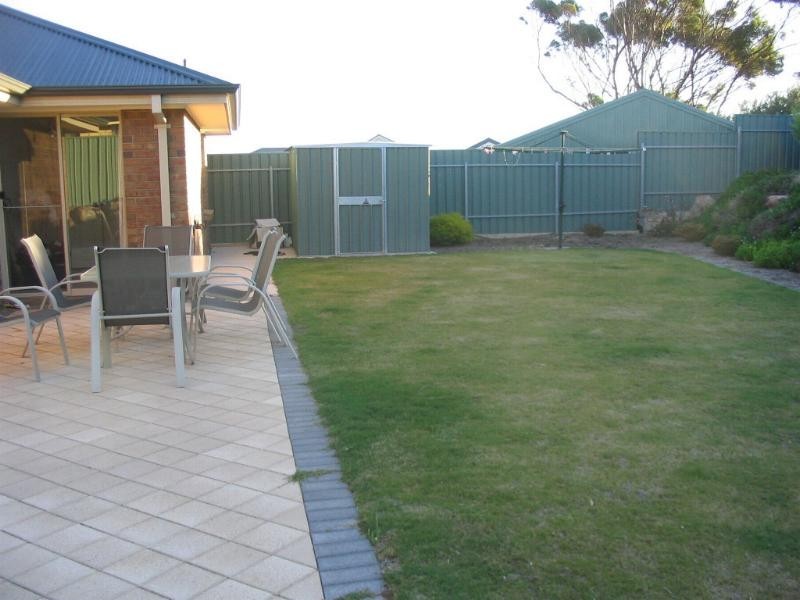 13 Brooklyn Drive, Hallett Cove SA 5158