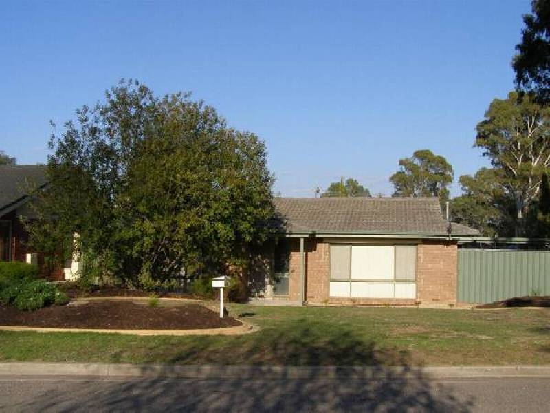 10 Mazda Court, Aberfoyle Park SA 5159