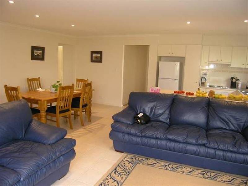 14b The Parkway, Victor Harbor SA 5211