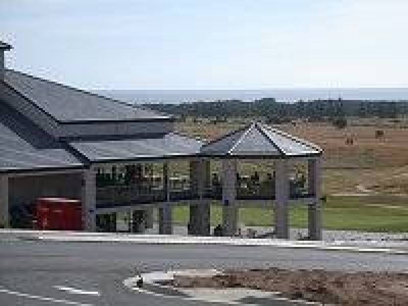 202 The Vines Drive, Normanville SA 5204