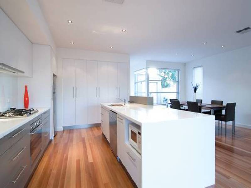 2a Aylwin Street, Henley Beach South SA 5022