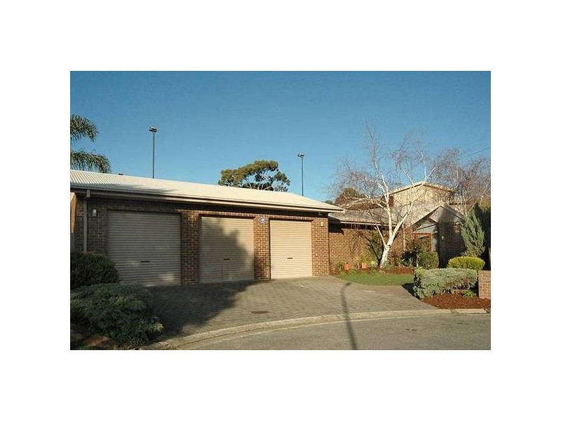 Abbaron Court, Aberfoyle Park SA 5159