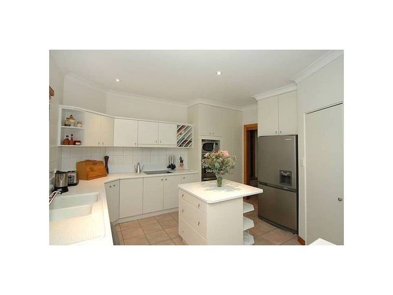 Abbaron Court, Aberfoyle Park SA 5159