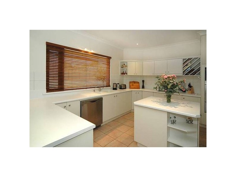 Abbaron Court, Aberfoyle Park SA 5159