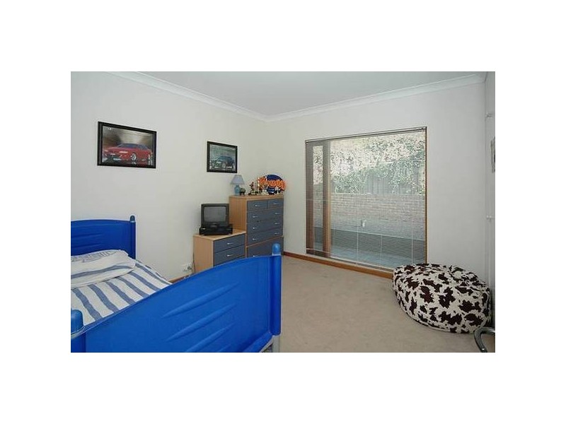 Abbaron Court, Aberfoyle Park SA 5159