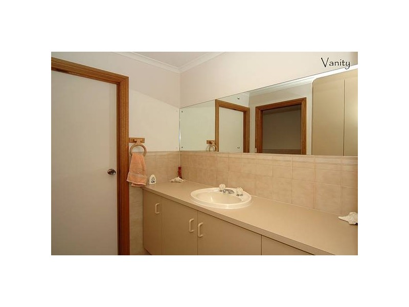 Albany Avenue, Port Noarlunga South SA 5167