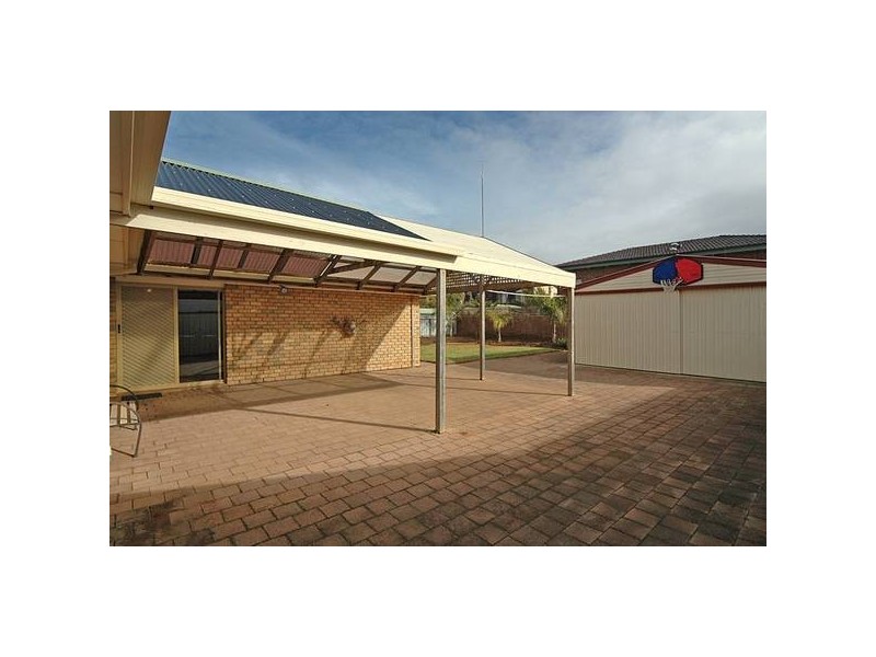 Albany Avenue, Port Noarlunga South SA 5167