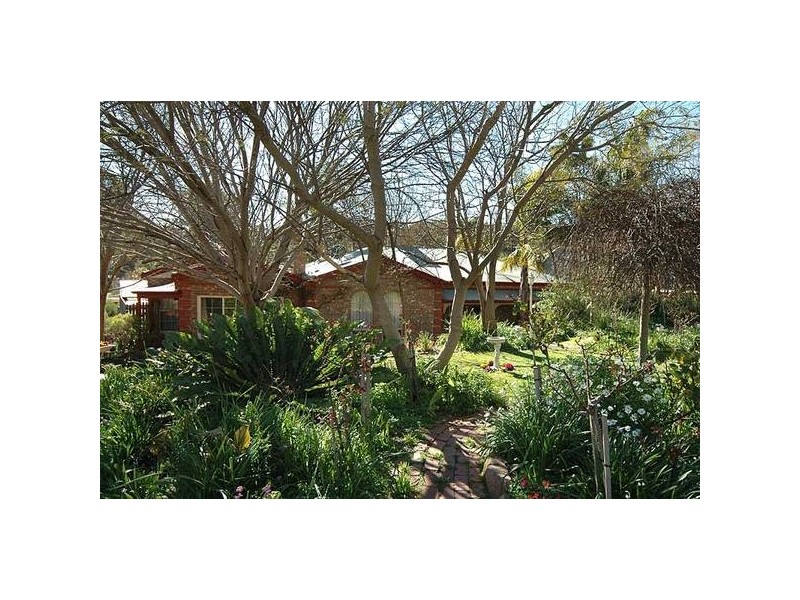 1 Tawny Court, Aberfoyle Park SA 5159