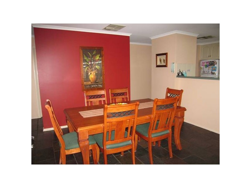 6 St Vincent Close, Aberfoyle Park SA 5159