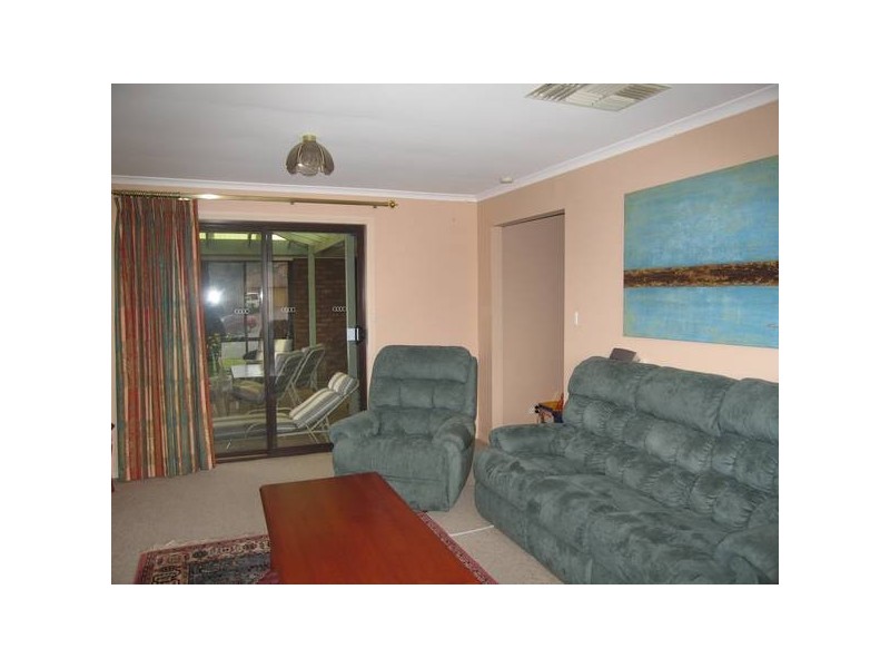 6 St Vincent Close, Aberfoyle Park SA 5159